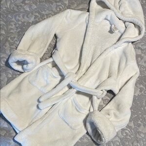 GAP Cozy White Hooded Bathrobe